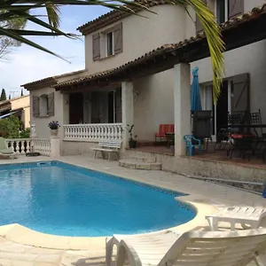 Bed & Breakfast Saint Esprit, Fréjus